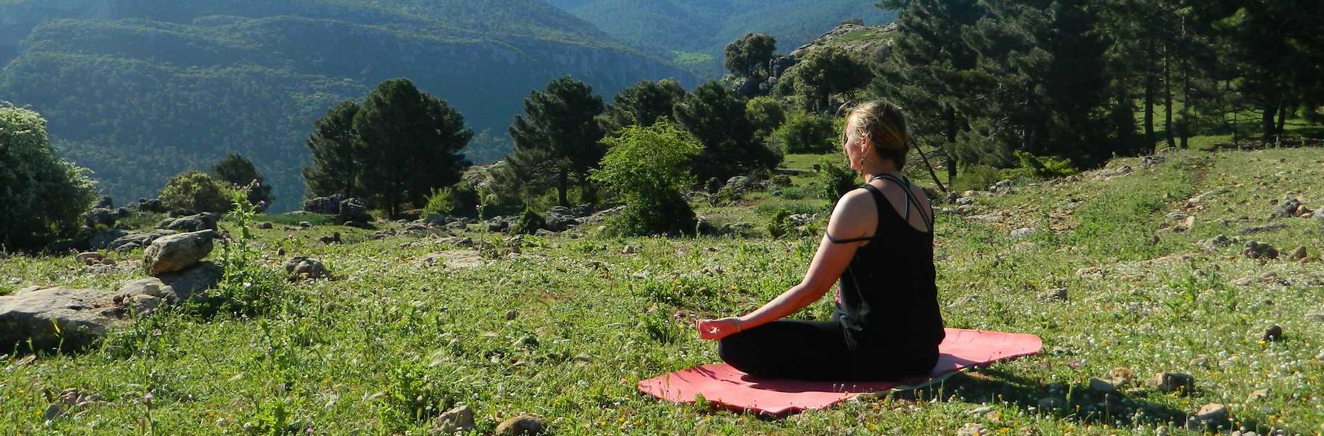 Yoga en las montañas
